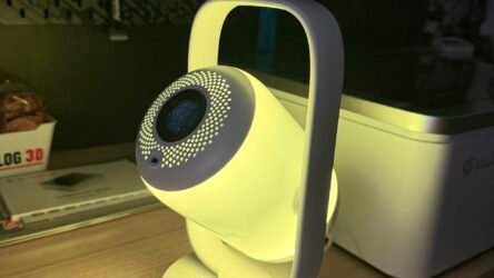 Test ETOE Starfish 2 : notre avis complet sur le vidéoprojecteur Google TV Full HD qui fait aussi lampe d&rsquo;ambiance